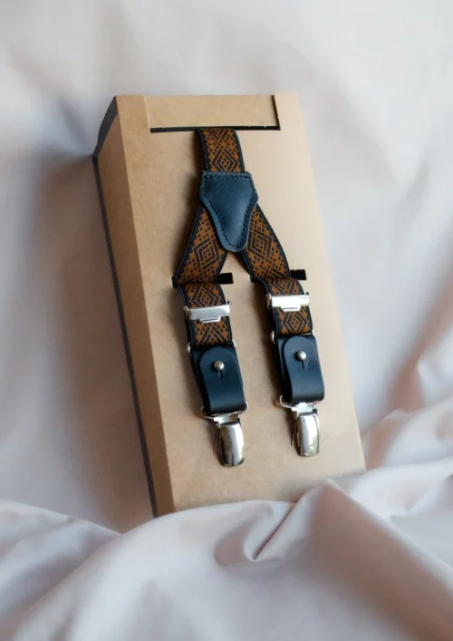 bretelles losange jacquard noir terracotta homme signée clovis