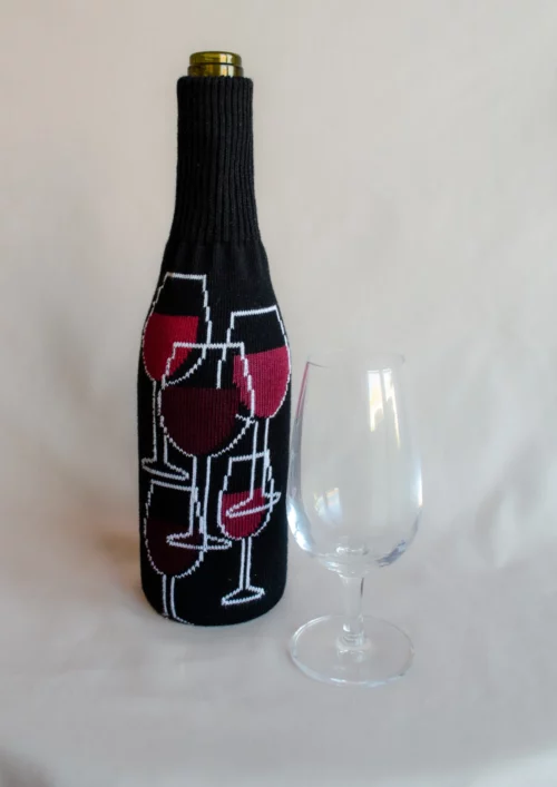 cache bouteille vin signée clovis