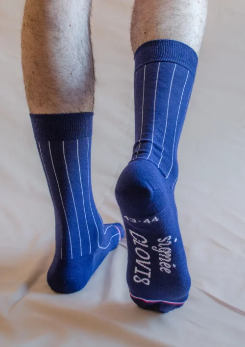 chaussettes bleu foncé made in france signée clovis