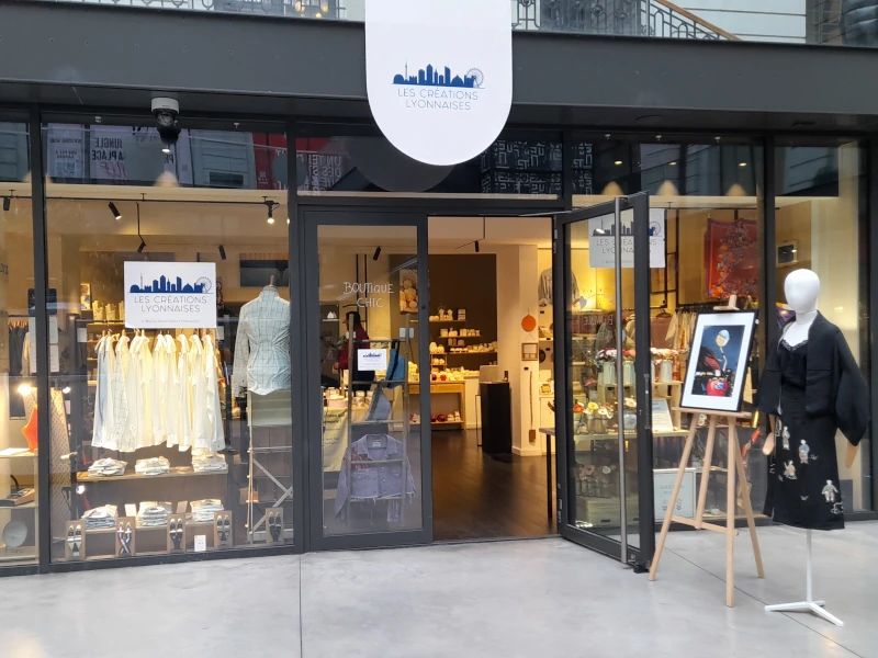 boutique chic signée clovis